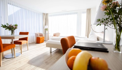 Deluxe Room, 2 Twin Beds, Mountain View