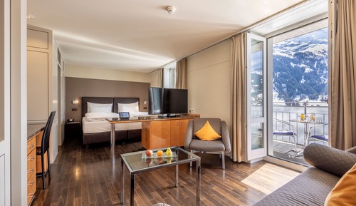 Deluxe - Double - or Twin Room, Balcony, Mountainview (Eiger), Air Condition