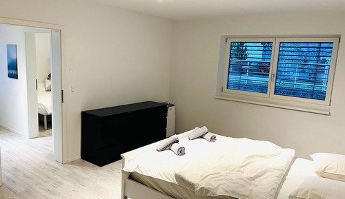 House, 5 Bedrooms, Accessible, Smoking