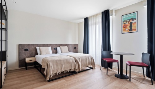 Studio, 2 Twin Beds, Courtyard View
