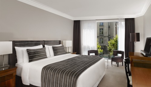 Superior Room, City View