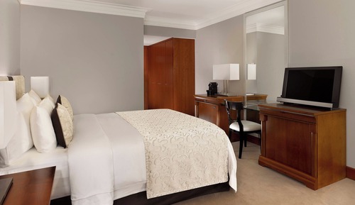 Deluxe Room, Lake View