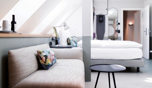 Room (Fashion Atelier)