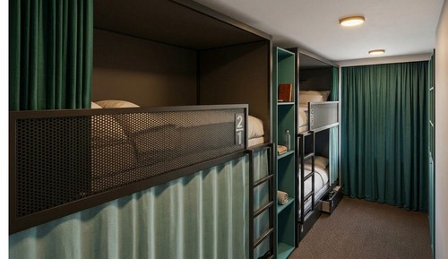 Room, Multiple Beds