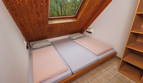 Twin Room, Shared Bathroom