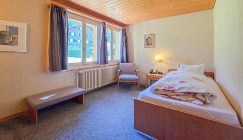 Single Room with Mountain View