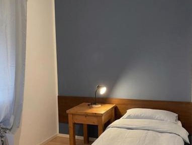 Single Room with Shared Bathroom