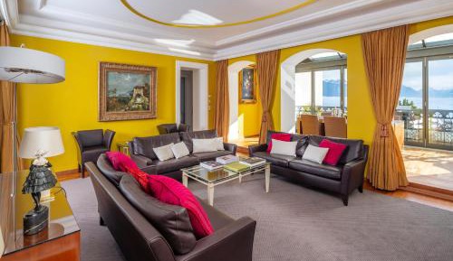 Royal Suite, 2 bedrooms, balcony and lake view