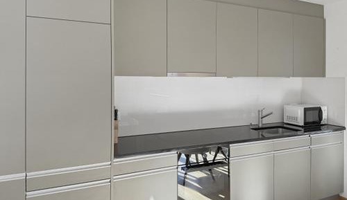 One-Bedroom Apartment with Balcony