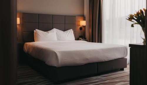 Executive One-Bedroom Apartment 