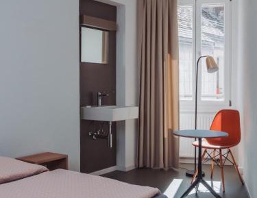 Single Room with Shared Bathroom