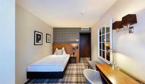 Business Single Room