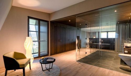 Junior Suite with Balcony