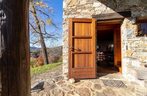 Aranno Ski Chalet | Rustico "Casa Gabriela" with endless views