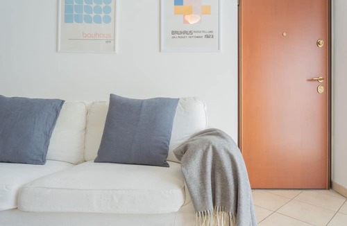 Colonno Apartment | Blue Bliss Apartment