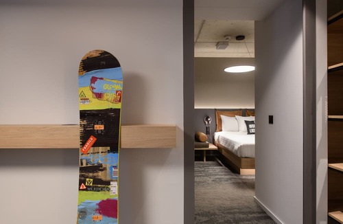 Sion Hotel | Moxy Sion