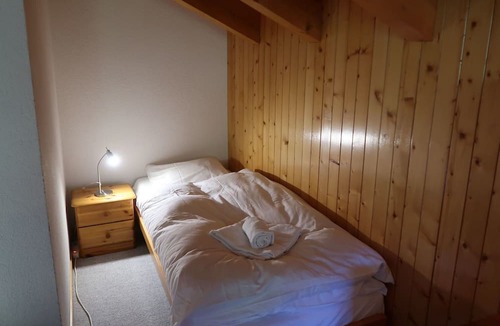 Nendaz Apartment | Beautiful apartment for 8 guests with WIFI, TV and terrace