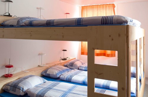 Lenk Hostel | Mountain Lodge Backpackercamp