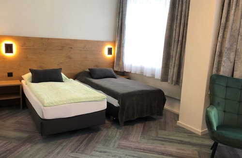 Daellikon Hotel | Budget Motel Self Check-in