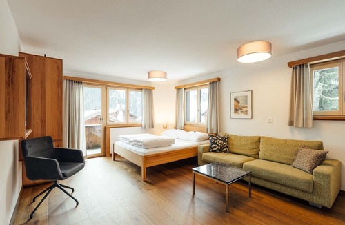 Sedrun Hotel | Hotel Kruezli