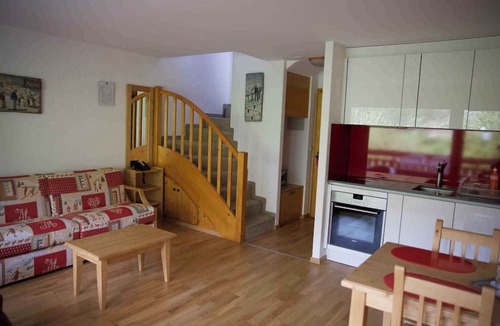 Ovronnaz Apartment | Holiday apartment with fitness room and wellness area