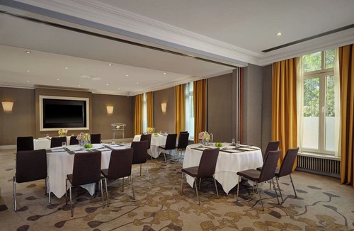 Downtown Geneva Hotel | The Ritz-Carlton, Hotel de la Paix, Geneva