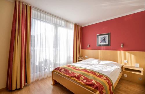 Lucerne Hotel | Ambassador Self Check-in Hotel
