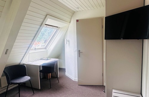 Central Interlaken Hotel | Hotel Lötschberg