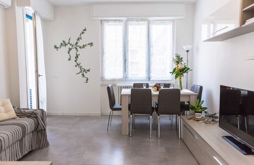 Gallaratese Apartment | GuestHost - NEW! Apartment X6 with WIFI, A/C, underground M1!
