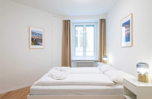 Lucerne Apartment | LU Venus l - Old Town HITrental Apartment