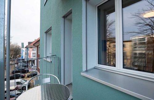 Center Apartment | ZH Pink 2 - Letzigrund HITrental Apartment