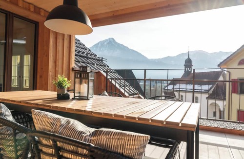 Alpnachstad Apartment | Pilatus Nest - Lucerne - Mountains - Lake - Interlaken - Terrace - Bright&modern