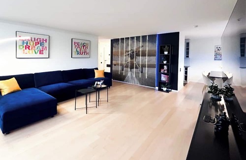Dietikon District Apartment | Cosy Escape 3BR; 20 min Zurich Main Station; 2 Free Parking Spots