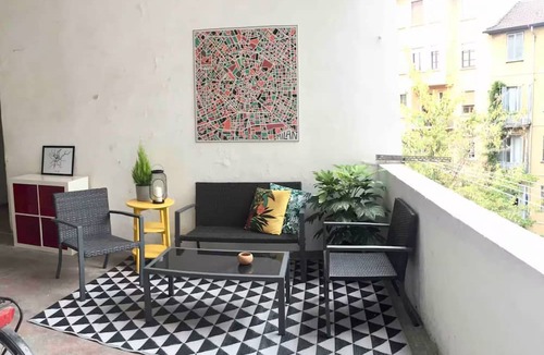 Loreto Apartment | Silent home retreat (5 min Centrale Station)