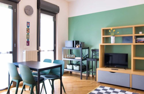 Lecco Apartment | The Lake Whale - One Bedroom Apartment, Sleeps 4