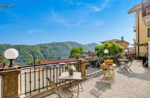 Agra Hotel | Agra 8 (Lugano), double, PrivateBathroom, Agra -Lugano, Switzerland