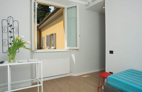 Cernobbio Apartment | La Corte di Zizi-apartament Lario: large family-proof