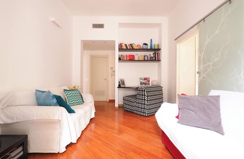 Porta Genova Apartment | Modern equipped apartment with air conditioning quiet area near the city center