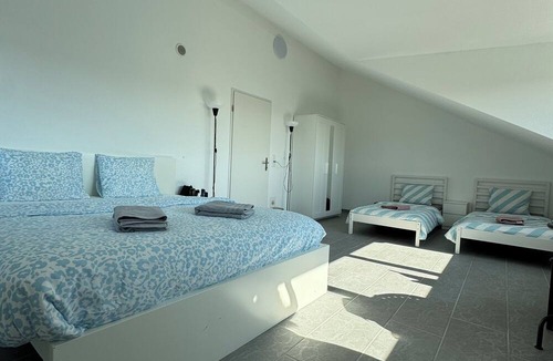Kloten Apartment | VK - Zürich Airport - Homestay - Härdlen