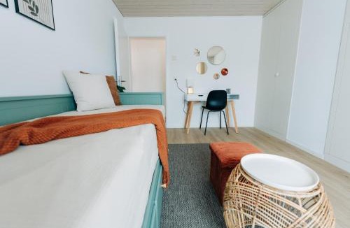 Biel Apartment | Grand Host Central Suite 2 -130 sqm Free Parking & near Congress Centre