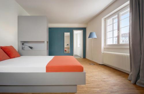 Langstrasse House | Josephine's Guesthouse - WOMEN ONLY with rooftop and community area