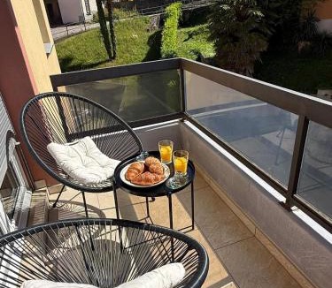 Pregassona Apartment | Iconic Lugano New Modern Apt 2BR Free Garage Fast WiFi
