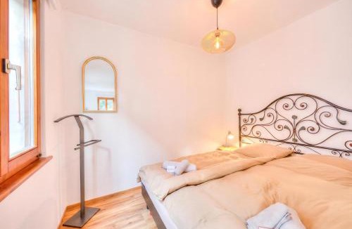 Valcolla Villa | Casa Elvezia in Val Colla | Terrace + BBQ & Fireplace - Happy Rentals
