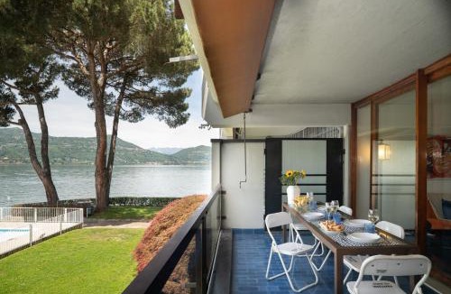 Angera Apartment | Henriette Apt Terrazza, Accesso al lago, Piscina