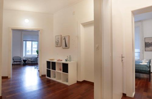 Alt-Wiedikon Apartment | City Apt with Free Parking & AC Tram to Center