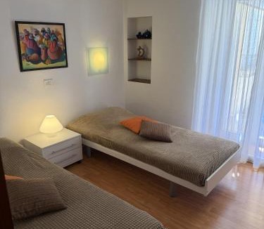 Porto Ronco Apartment | Casa Chatelain