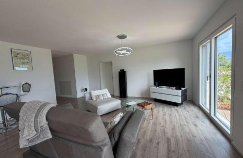Chardonne Apartment | Le Chardonne - Designer's home with a stunning lake and mountain view