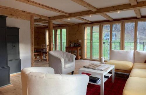 Mitloedi House | Holiday Home Ferienhaus by Interhome