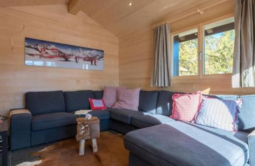Bellwald House | Holiday Home Chalet Heidelbeeri by Interhome