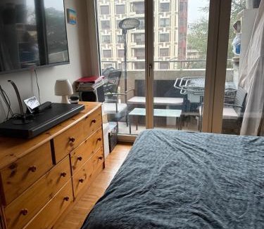 Le Bouchet Apartment | Double room and private bath in a shared flat, quiet, close to the UN and airport